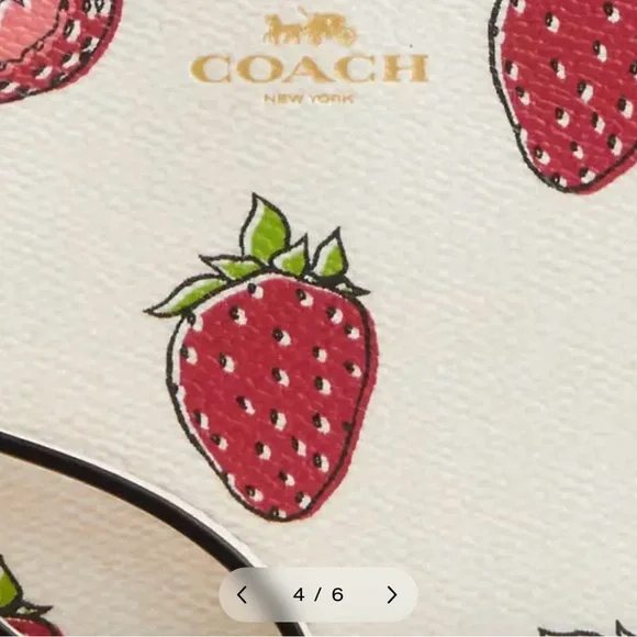 🍓NWT Coach Corner Zip Wristlet With Strawberry Design!🍓 - Picture 3 of 9